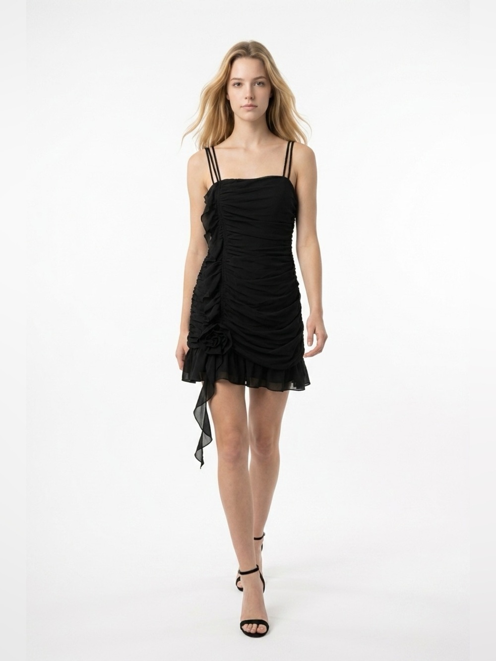 ✌️4 for $20✌️ Zara ruched mini dress